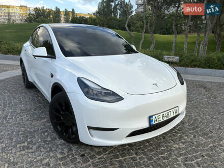 Тесла Model Y 2023 в Днепре (Днепропетровске) на Automoto.ua Белый Тесла Model Y, объемом двигателя 0 л и пробегом 38 тыс. км за 28400 $, фото 1 на Automoto.ua