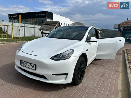 Тесла Model Y 2023 у Полтаві на Automoto.ua Білий Тесла Model Y, об'ємом двигуна 0 л та пробігом 30 тис. км за 31999 $, фото 1 на Automoto.ua