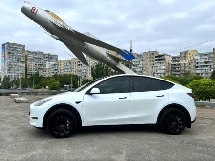 Белый Тесла Model Y, объемом двигателя 0 л и пробегом 40 тыс. км за 28499 $, фото 1 на Automoto.ua