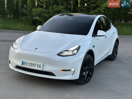 Тесла Model Y 2023 в Тернополе на Automoto.ua Белый Тесла Model Y, объемом двигателя 0 л и пробегом 41 тыс. км за 27950 $, фото 1 на Automoto.ua