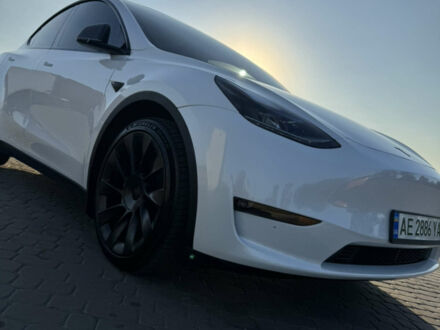 Белый Тесла Model Y, объемом двигателя 0 л и пробегом 15 тыс. км за 35700 $, фото 1 на Automoto.ua