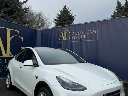 Білий Тесла Model Y, об'ємом двигуна 0 л та пробігом 44 тис. км за 29900 $, фото 1 на Automoto.ua