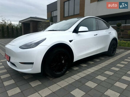Тесла Model Y 2023 в Стрые на Automoto.ua Белый Тесла Model Y, объемом двигателя 0 л и пробегом 29 тыс. км за 28900 $, фото 1 на Automoto.ua