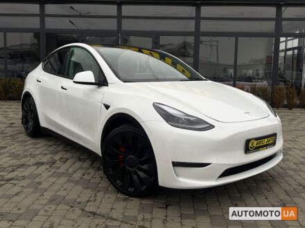 Тесла Model Y 2023 в Мукачеве на Automoto.ua Белый Тесла Model Y, объемом двигателя 82 л и пробегом 33 тыс. км за 35000 $, фото 1 на Automoto.ua