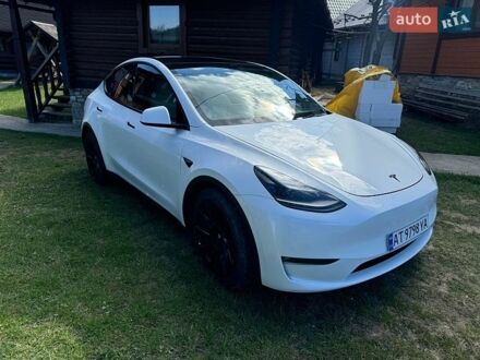Белый Тесла Model Y, объемом двигателя 0 л и пробегом 95 тыс. км за 25000 $, фото 1 на Automoto.ua