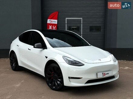 Білий Тесла Model Y, об'ємом двигуна 0 л та пробігом 28 тис. км за 31500 $, фото 1 на Automoto.ua