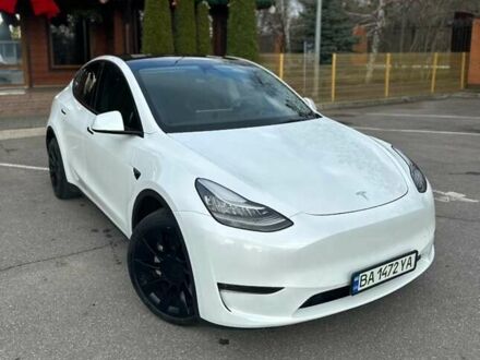 Білий Тесла Model Y, об'ємом двигуна 0 л та пробігом 49 тис. км за 27500 $, фото 1 на Automoto.ua