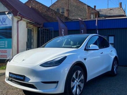 Тесла Model Y 2023 в Ужгороде на Automoto.ua Белый Тесла Model Y, объемом двигателя 0 л и пробегом 20 тыс. км за 37999 $, фото 1 на Automoto.ua