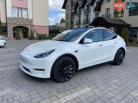 Тесла Model Y 2023 в Тернополе на Automoto.ua Белый Тесла Model Y, объемом двигателя 0 л и пробегом 20 тыс. км за 25200 $, фото 1 на Automoto.ua