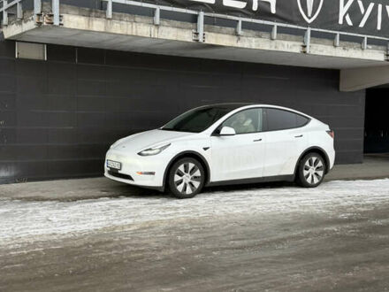 Белый Тесла Model Y, объемом двигателя 0 л и пробегом 62 тыс. км за 28800 $, фото 1 на Automoto.ua