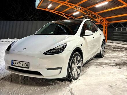 Білий Тесла Model Y, об'ємом двигуна 0 л та пробігом 49 тис. км за 31900 $, фото 1 на Automoto.ua