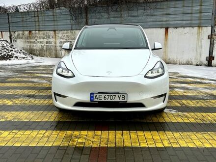 Білий Тесла Model Y, об'ємом двигуна 0.22 л та пробігом 20 тис. км за 30000 $, фото 1 на Automoto.ua