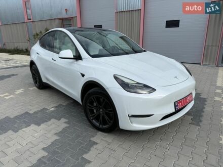 Белый Тесла Model Y, объемом двигателя 0 л и пробегом 39 тыс. км за 26500 $, фото 1 на Automoto.ua