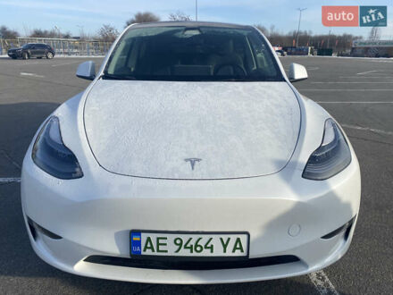 Белый Тесла Model Y, объемом двигателя 0 л и пробегом 46 тыс. км за 29500 $, фото 1 на Automoto.ua