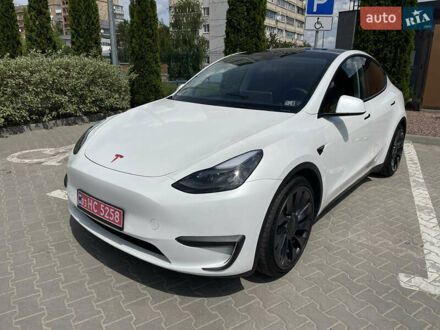 Тесла Model Y 2023 в Житомире на Automoto.ua Белый Тесла Model Y, объемом двигателя 0 л и пробегом 52 тыс. км за 27800 $, фото 1 на Automoto.ua