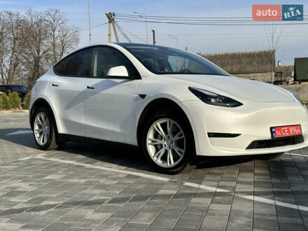 Тесла Model Y 2023 в Виннице на Automoto.ua Белый Тесла Model Y, объемом двигателя 0 л и пробегом 15 тыс. км за 27700 $, фото 1 на Automoto.ua