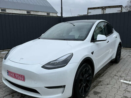 Белый Тесла Model Y, объемом двигателя 0 л и пробегом 68 тыс. км за 20500 $, фото 1 на Automoto.ua