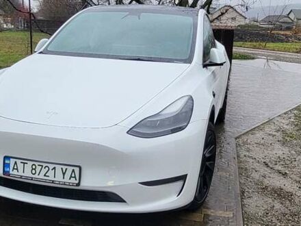 Белый Тесла Model Y, объемом двигателя 0 л и пробегом 56 тыс. км за 26500 $, фото 1 на Automoto.ua