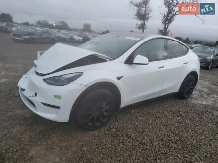 Белый Тесла Model Y, объемом двигателя 0 л и пробегом 102 тыс. км за 13400 $, фото 1 на Automoto.ua