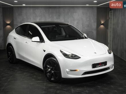 Белый Тесла Model Y, объемом двигателя 0 л и пробегом 86 тыс. км за 26500 $, фото 1 на Automoto.ua