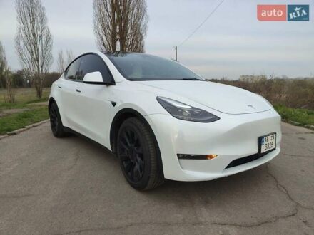 Тесла Model Y 2023 у Дніпро (Дніпропетровську) на Automoto.ua Білий Тесла Model Y, об'ємом двигуна 0 л та пробігом 24 тис. км за 29099 $, фото 1 на Automoto.ua