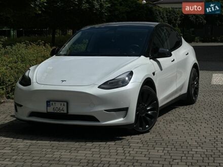 Белый Тесла Model Y, объемом двигателя 0 л и пробегом 40 тыс. км за 26490 $, фото 1 на Automoto.ua