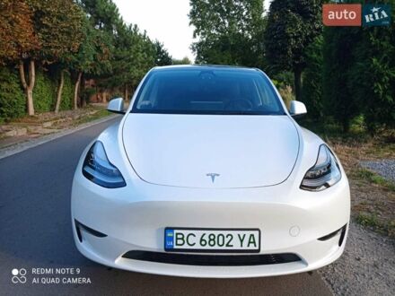 Белый Тесла Model Y, объемом двигателя 0 л и пробегом 32 тыс. км за 31900 $, фото 1 на Automoto.ua