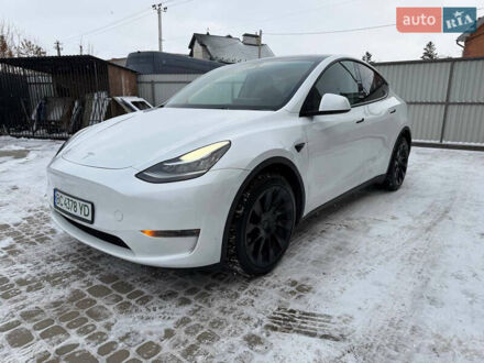 Білий Тесла Model Y, об'ємом двигуна 0 л та пробігом 59 тис. км за 22200 $, фото 1 на Automoto.ua