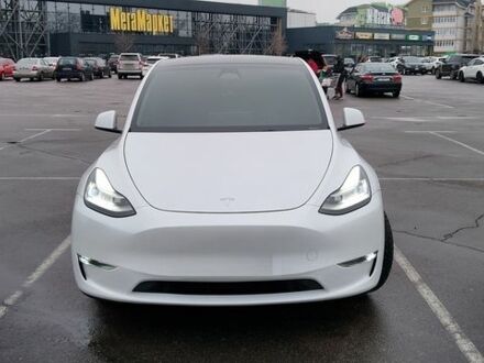 Білий Тесла Model Y, об'ємом двигуна 0 л та пробігом 50 тис. км за 26500 $, фото 1 на Automoto.ua