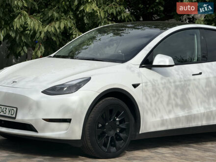 Білий Тесла Model Y, об'ємом двигуна 0 л та пробігом 24 тис. км за 36000 $, фото 1 на Automoto.ua