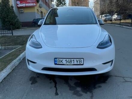 Белый Тесла Model Y, объемом двигателя 0 л и пробегом 2 тыс. км за 29500 $, фото 1 на Automoto.ua