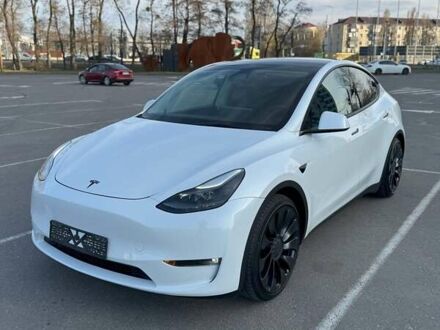 Белый Тесла Model Y, объемом двигателя 0 л и пробегом 35 тыс. км за 27500 $, фото 1 на Automoto.ua