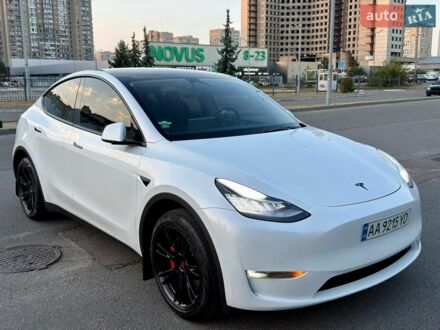 Білий Тесла Model Y, об'ємом двигуна 0 л та пробігом 97 тис. км за 32000 $, фото 1 на Automoto.ua