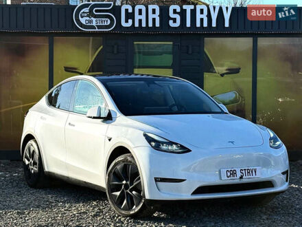 Білий Тесла Model Y, об'ємом двигуна 0 л та пробігом 17 тис. км за 30999 $, фото 1 на Automoto.ua