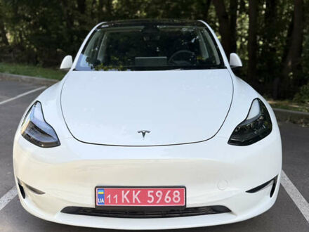 Тесла Model Y 2024 в Киеве на Automoto.ua Белый Тесла Model Y, объемом двигателя 0 л и пробегом 24 тыс. км за 29900 $, фото 1 на Automoto.ua
