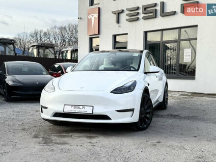 Тесла Model Y 2024 в Виннице на Automoto.ua Белый Тесла Model Y, объемом двигателя 0 л и пробегом 1 тыс. км за 42500 $, фото 1 на Automoto.ua