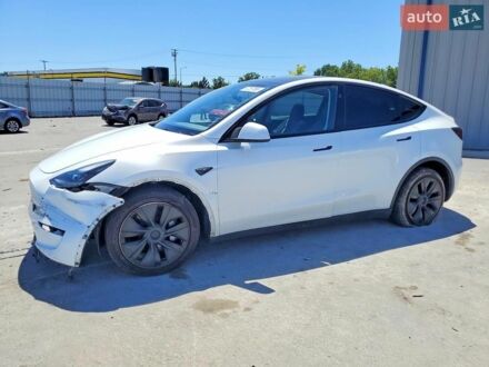 Белый Тесла Model Y, объемом двигателя 0 л и пробегом 25 тыс. км за 13500 $, фото 1 на Automoto.ua