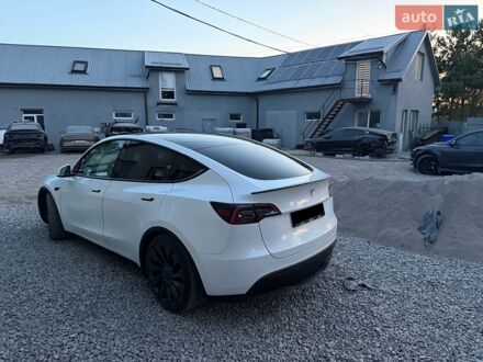 Белый Тесла Model Y, объемом двигателя 0 л и пробегом 24 тыс. км за 27500 $, фото 1 на Automoto.ua