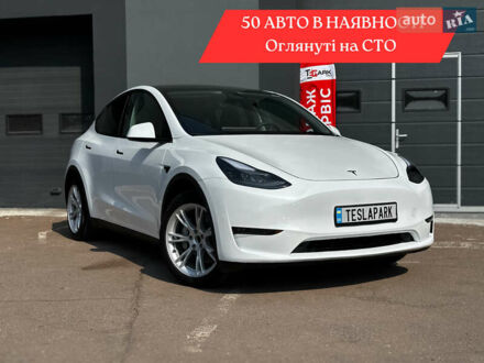 Тесла Model Y 2024 в Киеве на Automoto.ua Белый Тесла Model Y, объемом двигателя 0 л и пробегом 12 тыс. км за 28999 $, фото 1 на Automoto.ua