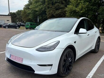 Белый Тесла Model Y, объемом двигателя 0 л и пробегом 63 тыс. км за 28300 $, фото 1 на Automoto.ua