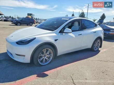 Белый Тесла Model Y, объемом двигателя 0 л и пробегом 31 тыс. км за 10500 $, фото 1 на Automoto.ua