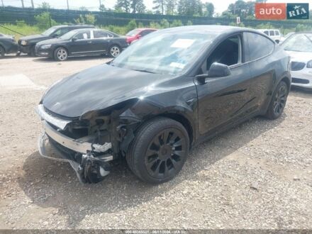 Білий Тесла Model Y, об'ємом двигуна 0 л та пробігом 8 тис. км за 11500 $, фото 1 на Automoto.ua