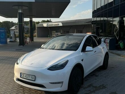 Белый Тесла Model Y, объемом двигателя 0 л и пробегом 26 тыс. км за 25000 $, фото 1 на Automoto.ua