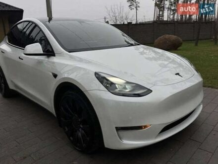 Белый Тесла Model Y, объемом двигателя 0 л и пробегом 20 тыс. км за 26000 $, фото 1 на Automoto.ua
