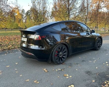 Черный Тесла Model Y, объемом двигателя 0 л и пробегом 46 тыс. км за 28000 $, фото 6 на Automoto.ua