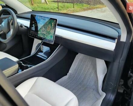 Черный Тесла Model Y, объемом двигателя 0 л и пробегом 86 тыс. км за 24500 $, фото 11 на Automoto.ua