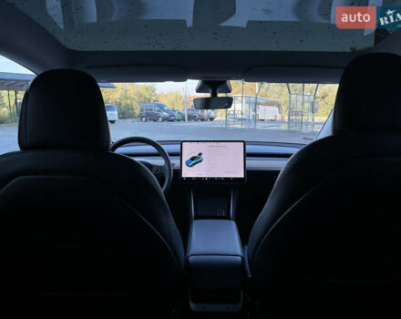 Чорний Тесла Model Y, об'ємом двигуна 0 л та пробігом 38 тис. км за 32900 $, фото 8 на Automoto.ua