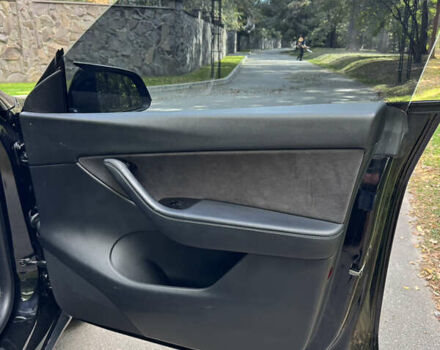 Черный Тесла Model Y, объемом двигателя 0 л и пробегом 143 тыс. км за 22900 $, фото 12 на Automoto.ua