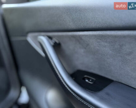 Черный Тесла Model Y, объемом двигателя 0 л и пробегом 113 тыс. км за 21999 $, фото 35 на Automoto.ua