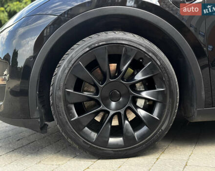 Черный Тесла Model Y, объемом двигателя 0 л и пробегом 173 тыс. км за 22700 $, фото 7 на Automoto.ua